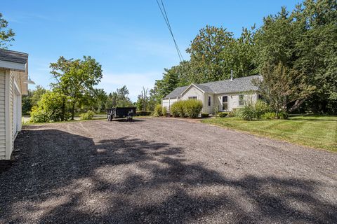 A home in Atlas Twp