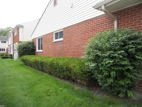 A home in Warren