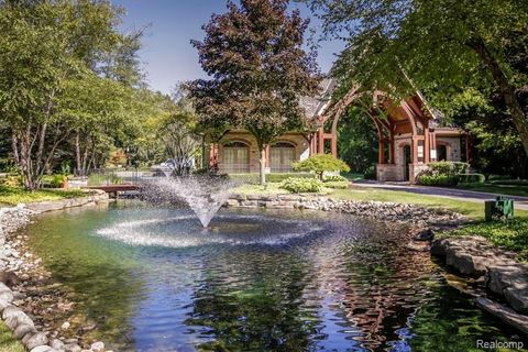 A home in Green Oak Twp