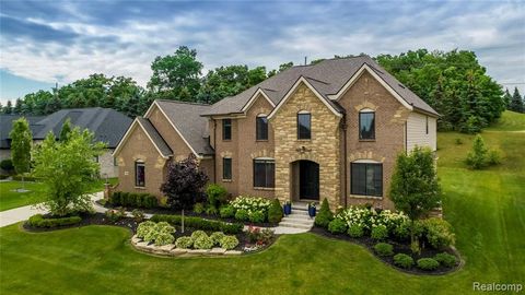 A home in Green Oak Twp