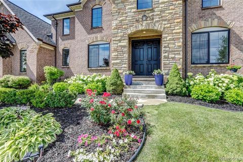 A home in Green Oak Twp