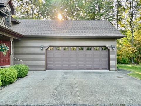 A home in Dickson Twp