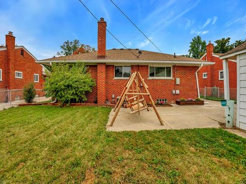 A home in Dearborn Heights