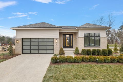 A home in West Bloomfield Twp