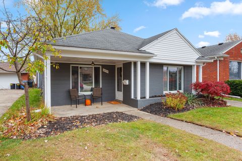 A home in Dearborn Heights