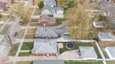 A home in Dearborn Heights