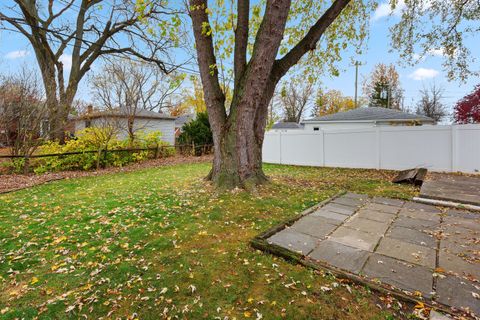 A home in Dearborn Heights