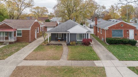 A home in Dearborn Heights