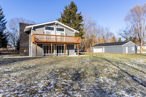 A home in Unadilla Twp