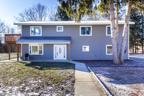 A home in Unadilla Twp