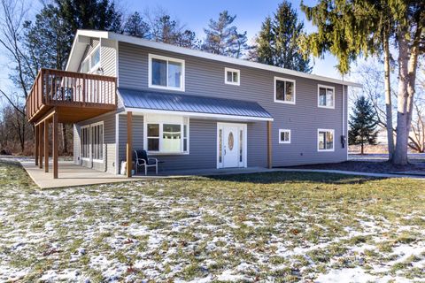 A home in Unadilla Twp