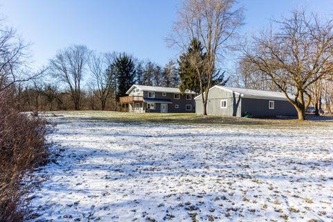 A home in Unadilla Twp