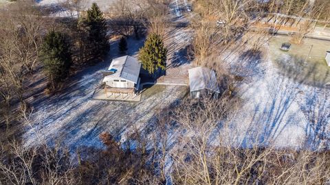 A home in Unadilla Twp