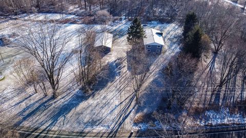 A home in Unadilla Twp