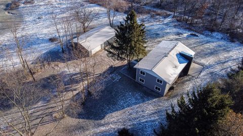 A home in Unadilla Twp