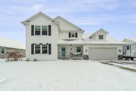 A home in Tittabawassee Twp