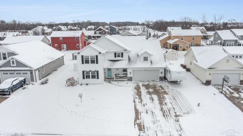 A home in Tittabawassee Twp