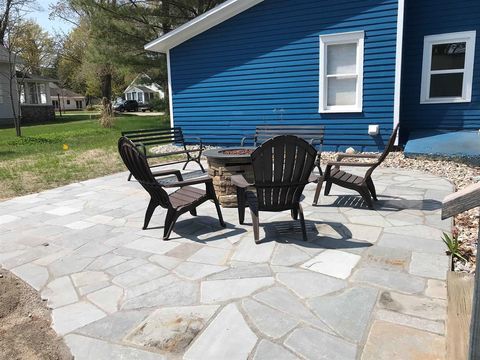 A home in Suttons Bay Twp