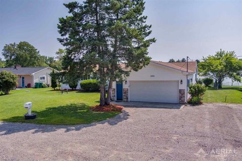 A home in Edwards Twp