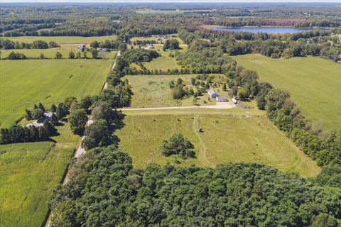 A home in Fredonia Twp