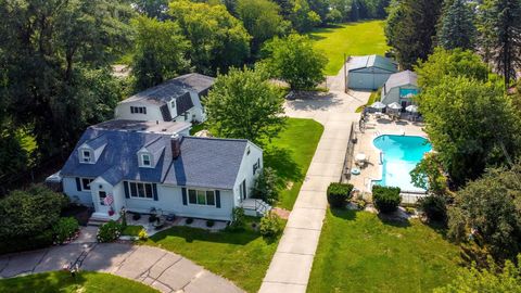 A home in Waterford Twp