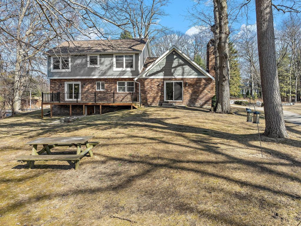 listing image 79