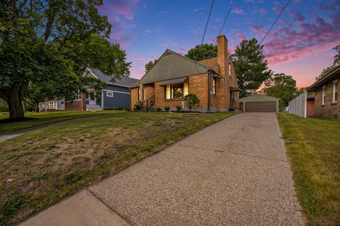 A home in Plainfield Twp