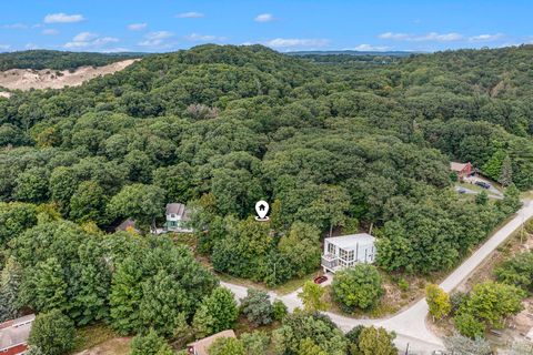 A home in Benona Twp