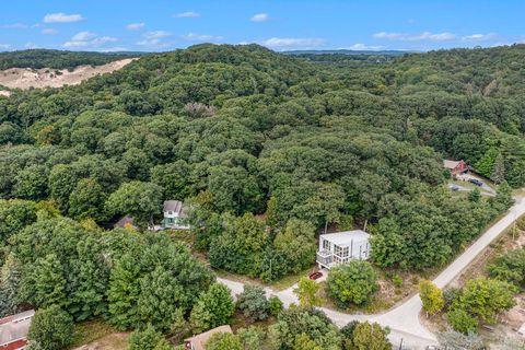 A home in Benona Twp