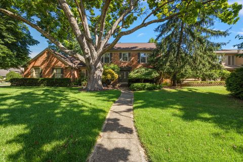 A home in Commerce Twp