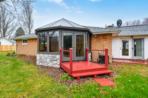 A home in Hartford Twp