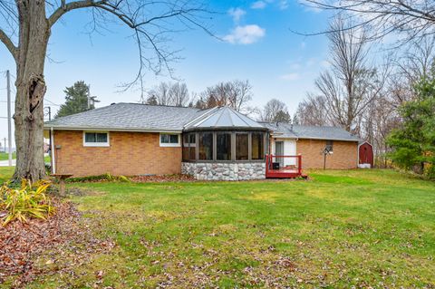 A home in Hartford Twp