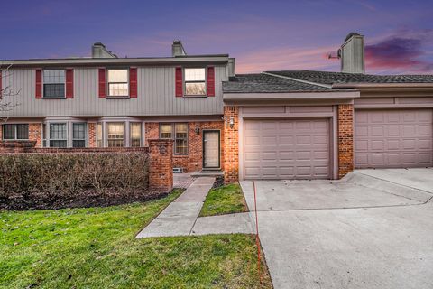 A home in West Bloomfield Twp