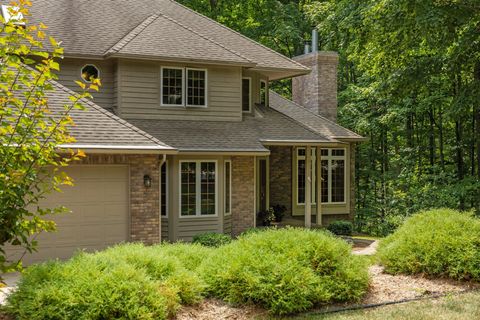 A home in Elmwood Twp