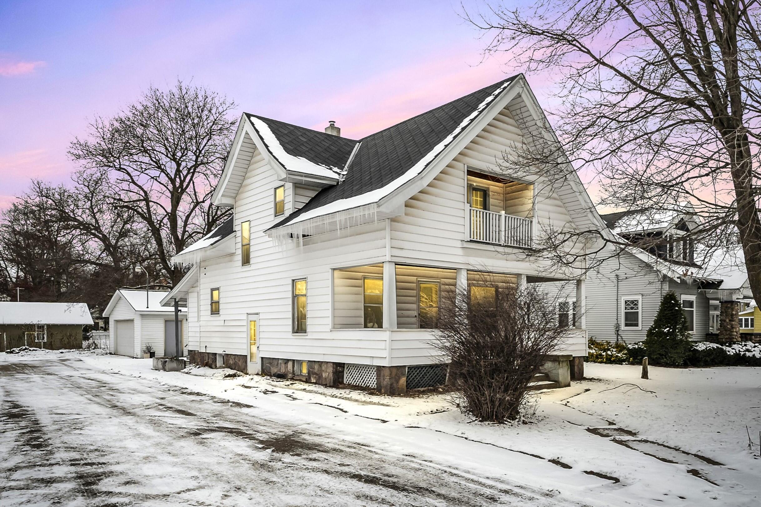 Listing image 1