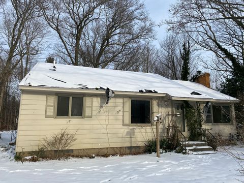 A home in Fruitport Twp