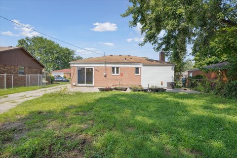 A home in Warren