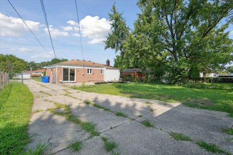 A home in Warren