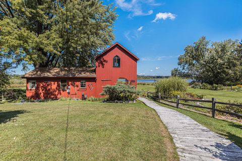 A home in Hope Twp