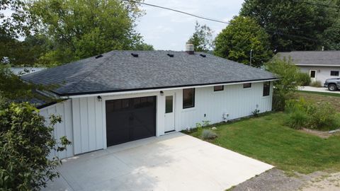 A home in Maple Valley Twp