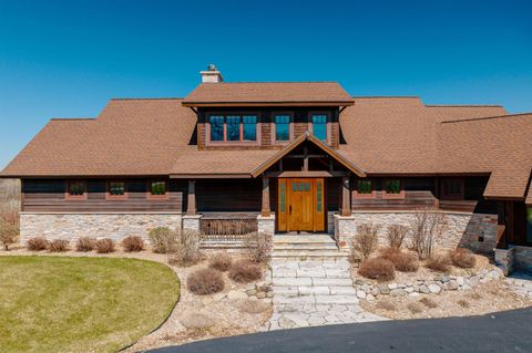 A home in Peninsula Twp