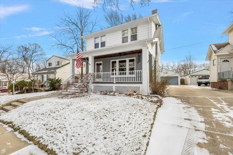 A home in Bloomfield Hills