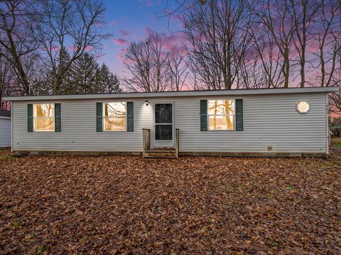 A home in Schoolcraft Twp