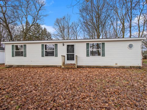 A home in Schoolcraft Twp