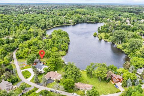 A home in West Bloomfield Twp