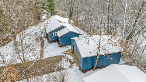 A home in Niles Twp