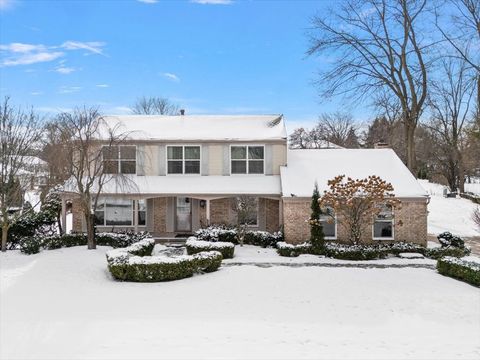 A home in WestBloomfieldCharterTownship_Oakland