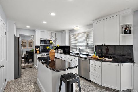 A home in WestBloomfieldCharterTownship_Oakland