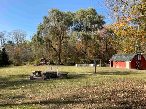 A home in Swan Creek Twp