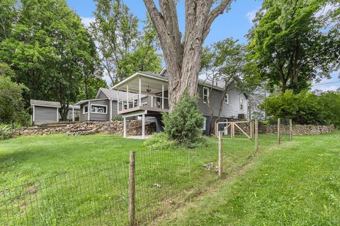 A home in Fredonia Twp